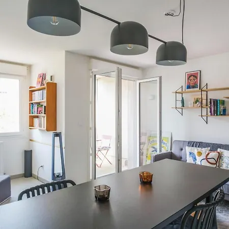 Nice With Balcony - - Welkeys * Toulouse